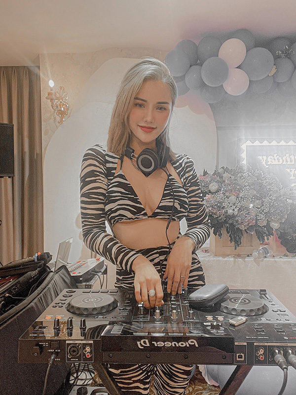 DJ chuyên nghiệp Nguyễn Tiên tiệc tùng